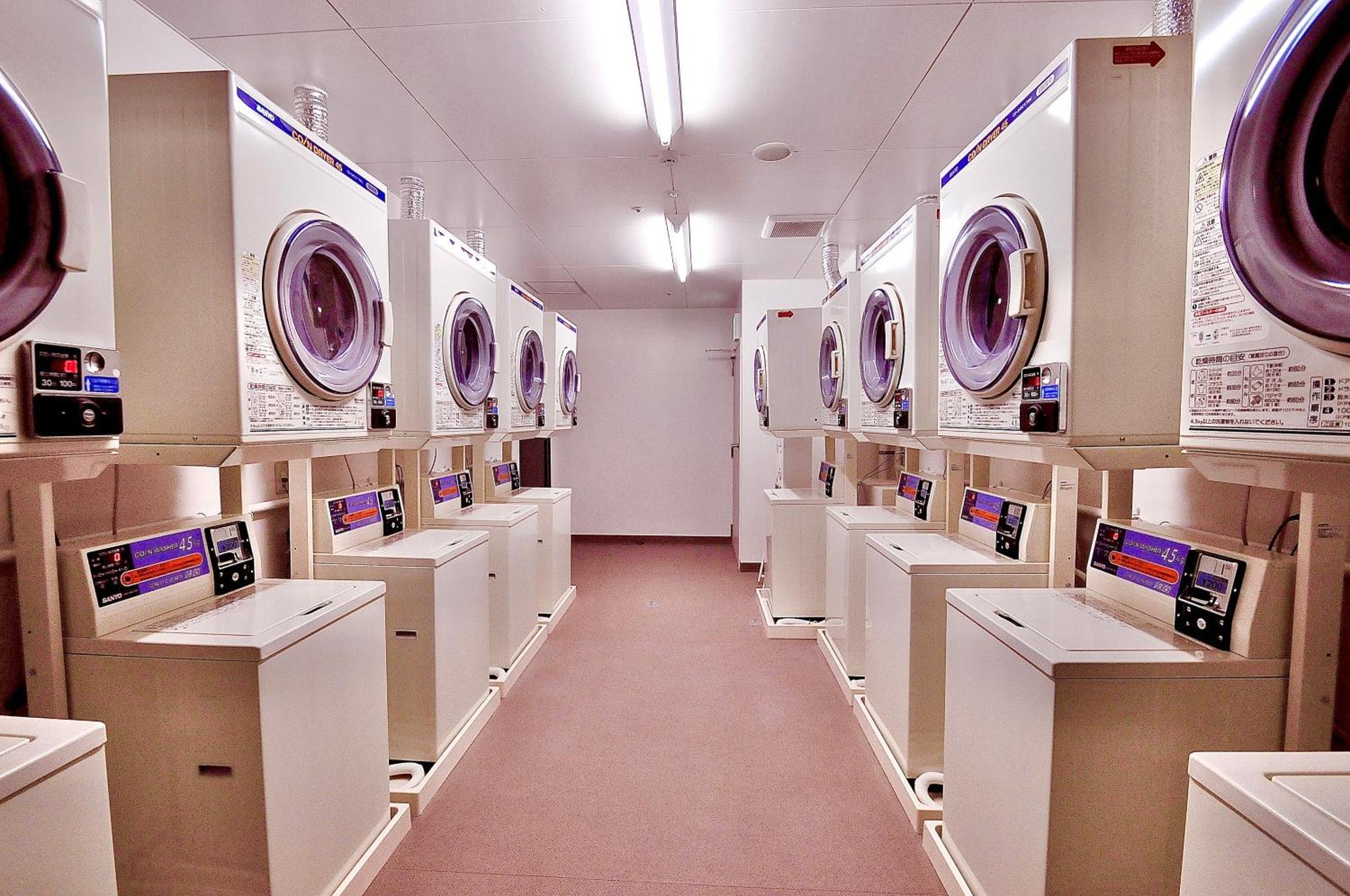 Okayama Universal Hotel Annex 2 Екстер'єр фото
