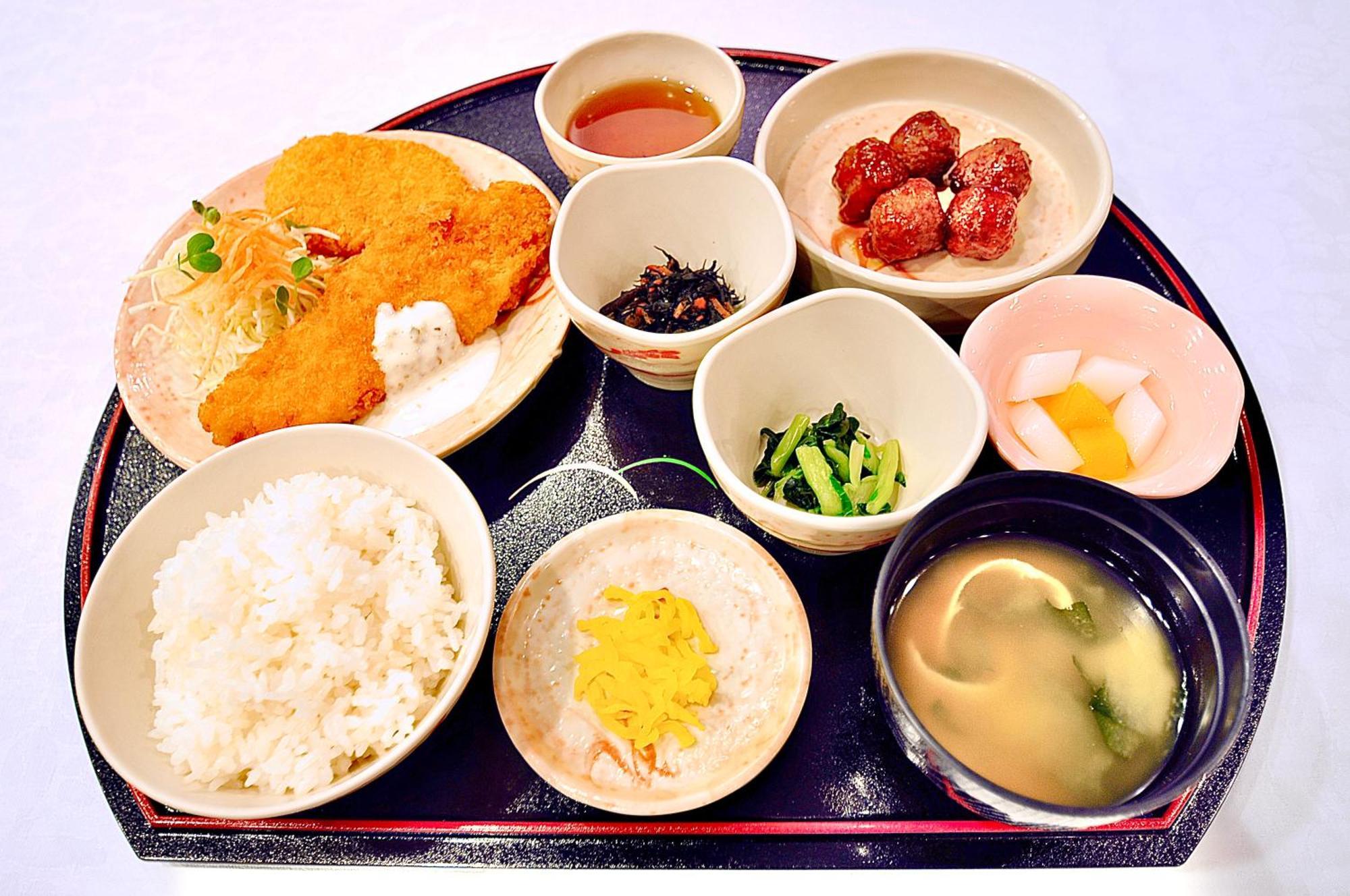 Okayama Universal Hotel Annex 2 Екстер'єр фото